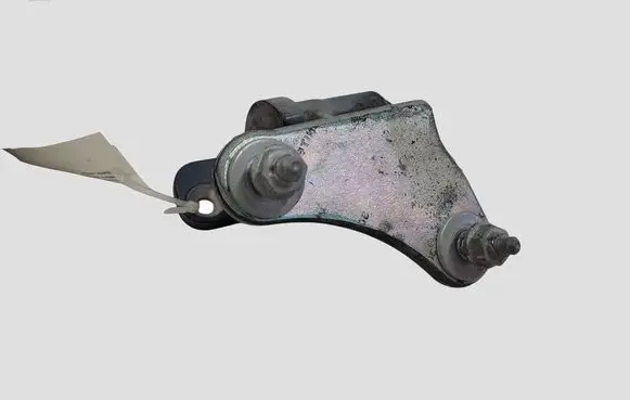 Mercedes-Benz C W204 Front door lower hinge