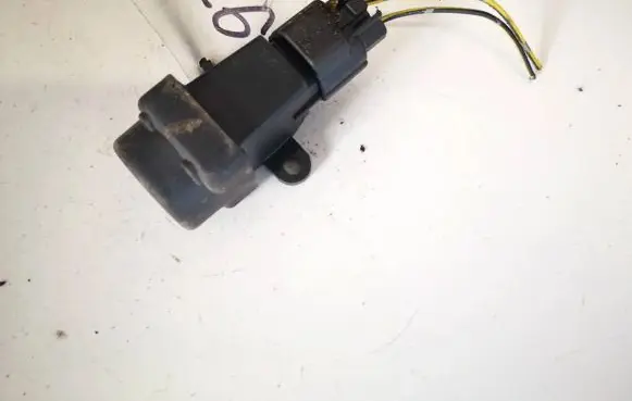 Honda CR-V Fuel cut-off switch wqt100030 35910504g010