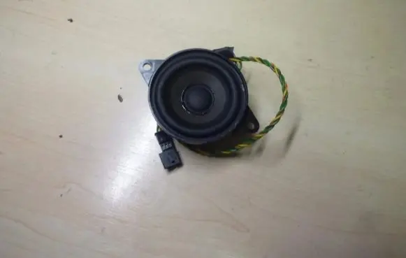 BMW X5 E53 Front door high frequency speaker 65138379375 R443