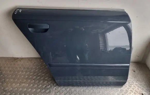 Seat Exeo (3R) Rear door