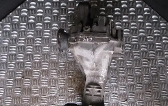 Volkswagen Touareg I Front differential 0AA40490ZMHDM E3017