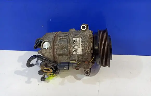 Volvo V60 Air conditioning (A/C) compressor (pump) 31332528 36010254