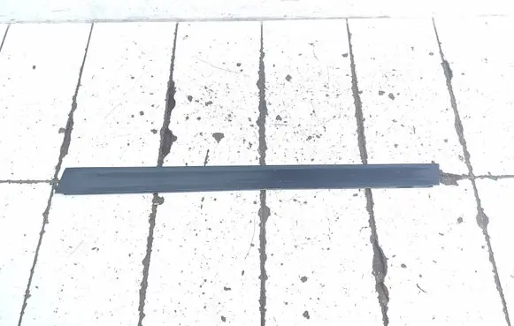 Audi A6 S6 C6 4F Front door trim (molding)