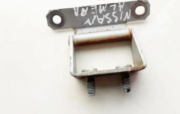 Nissan Primera Tailgate/trunk/boot hinge