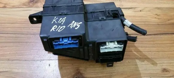 KIA Rio Fuse box set 91230fd130 91230-fd130