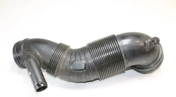 Audi Q3 8U Air intake hose/pipe 5K0129656