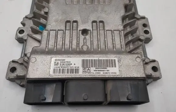 Citroen DS3 Engine control unit/module S180123008A 9800268980 9666681180