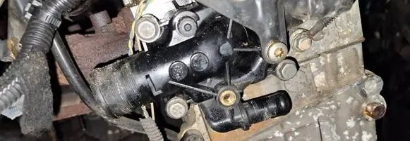 Peugeot 207 Engine coolant pipe/hose 