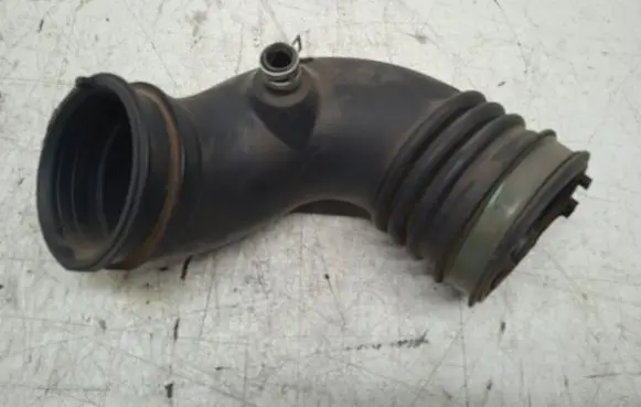 Honda Civic Air intake hose/pipe