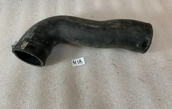 Audi TT TTS RS Mk3 8S Intercooler hose/pipe ZSB5Q0145762D