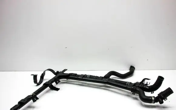 Porsche Cayenne (92A) Engine coolant pipe/hose 7P0121070AB 7P0122051D