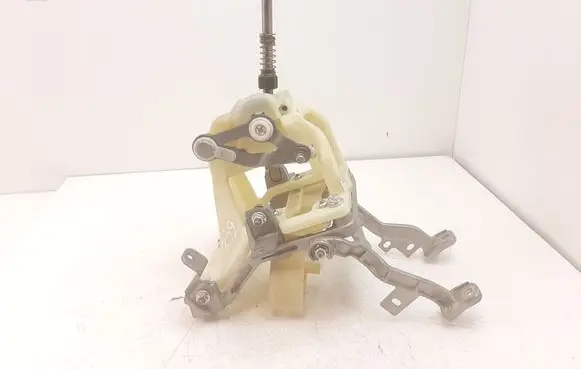 KIA Carens II Gear shifter/selector 437002HXXX 437001DXXX