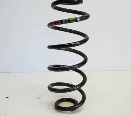 Volkswagen Golf I Rear coil spring