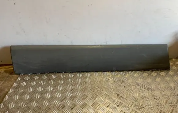 Opel Vivaro Sliding door trim (molding) 8200036075