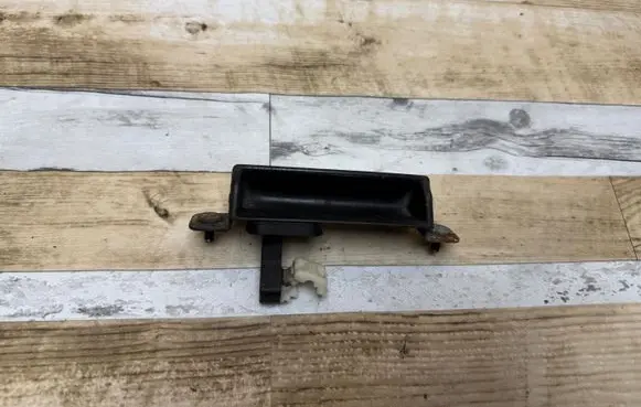 Mazda 2 Tailgate/trunk/boot exterior handle 