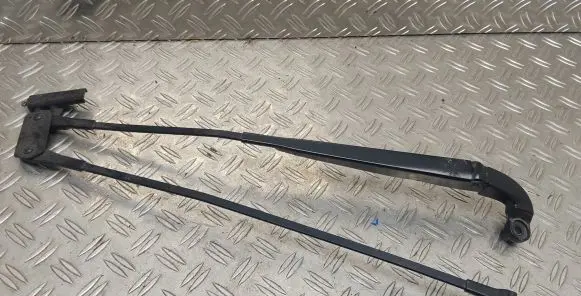 Toyota Aygo AB40 Windshield/front glass wiper blade 