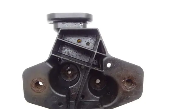Mercedes-Benz ML W164 Front bumper mounting bracket A1648800130 92143AH