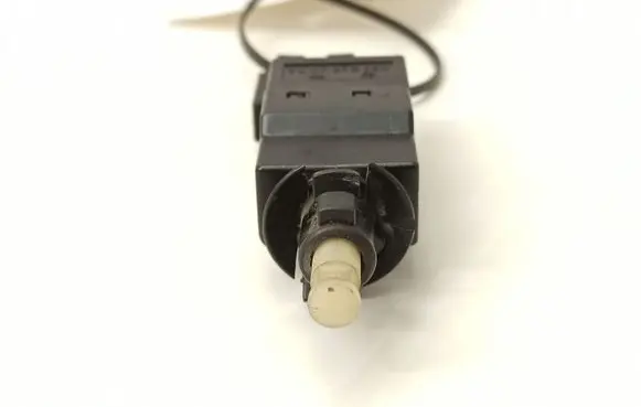 Mercedes-Benz E W211 Brake pedal sensor switch 0015454009