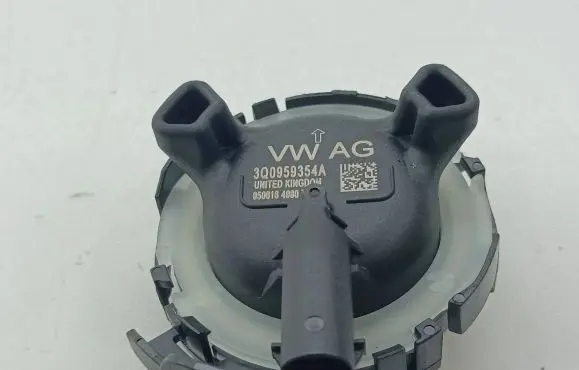 Volkswagen PASSAT B8 Airbag deployment crash/impact sensor 3Q0959354A