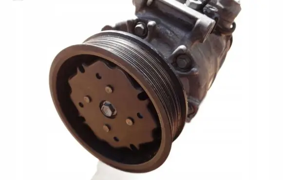 Audi Q7 4L Air conditioning (A/C) compressor (pump) 7L6820803D