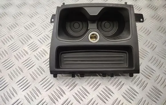 BMW 1 F20 F21 Cup holder front 9207321