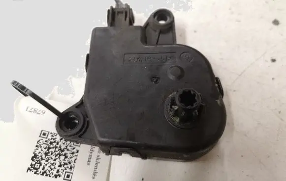 Chrysler Voyager Air flap motor/actuator 04885465AA