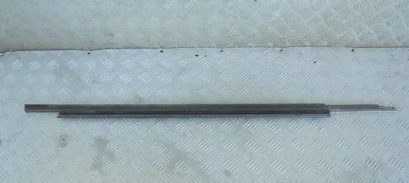 Audi A7 S7 4G Front door trim (molding) 4G8853283B