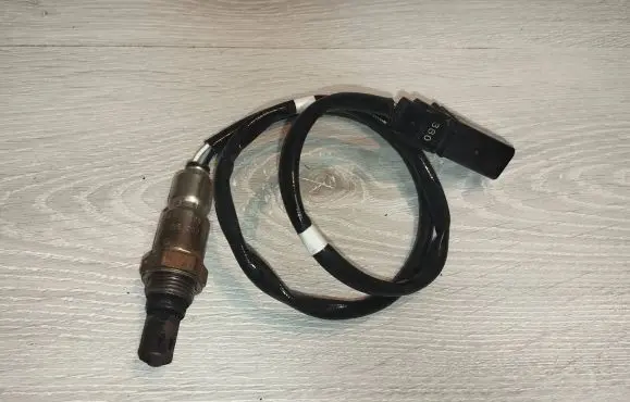 Volkswagen Transporter - Caravelle T5 Lambda probe sensor 04l906262e
