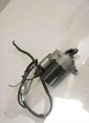 Audi A5 8T 8F Starter motor 06H911021A