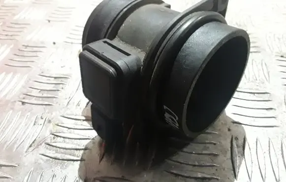 Peugeot 607 Mass air flow meter 9645948780