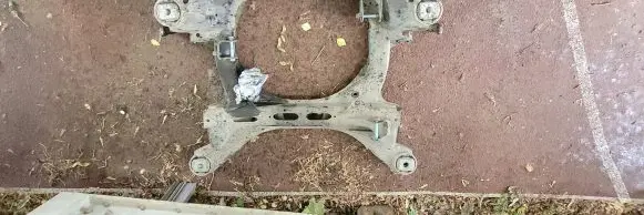 Porsche Cayenne (9PA) Front subframe 7L0499314A 7L0411025G