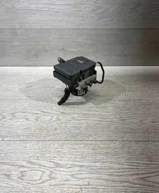 BMW 3 E92 E93 ABS Pump 6784766 10096108613 10061336721