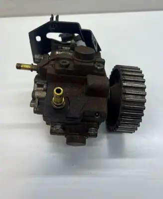 Mazda 3 I Fuel injection high pressure pump 0445010102 9683703780 C007319370469