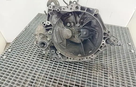 Peugeot 308 Manual 5 speed gearbox 20DP60
