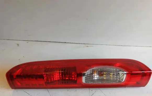 Opel Vivaro Rear/tail lights 8200415251 89316021 93854432