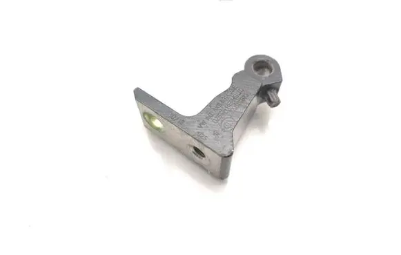 Skoda Superb B8 (3V) Front door upper hinge 8X0831403E