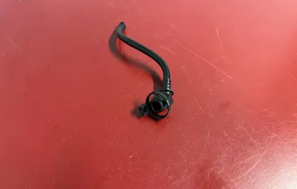 Breather/breather pipe/hose