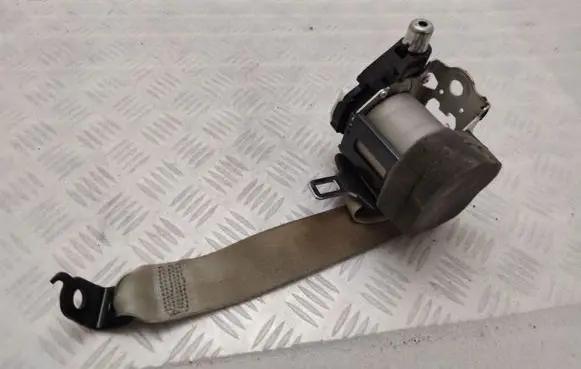 Mercedes-Benz CLS C218 AMG Rear seatbelt A2188601085