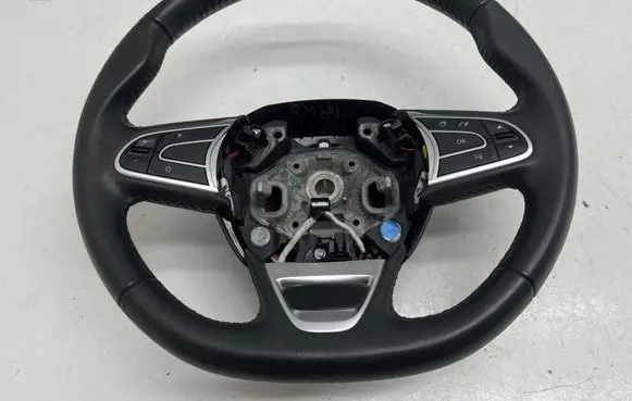 Renault Kadjar Steering wheel 484005825R 1234567890 1516110395