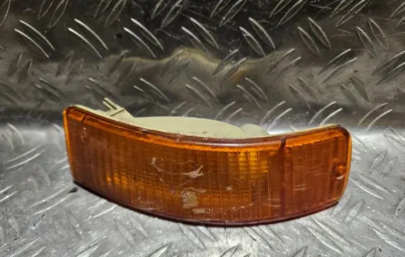 Audi 80 90 S2 B4 Front indicator light 895953050A