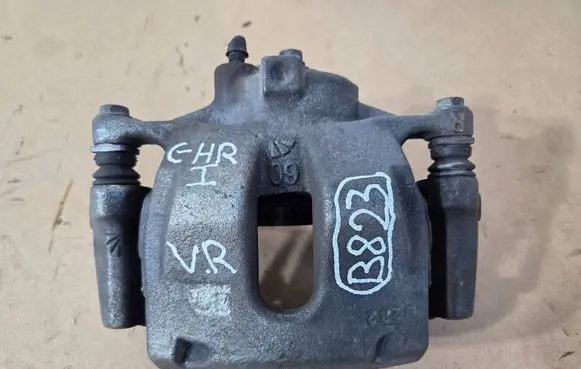 Toyota C-HR I Front brake caliper 9282