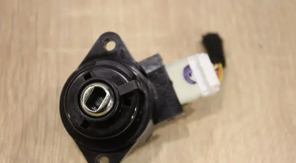 Opel Antara Ignition lock 95919456