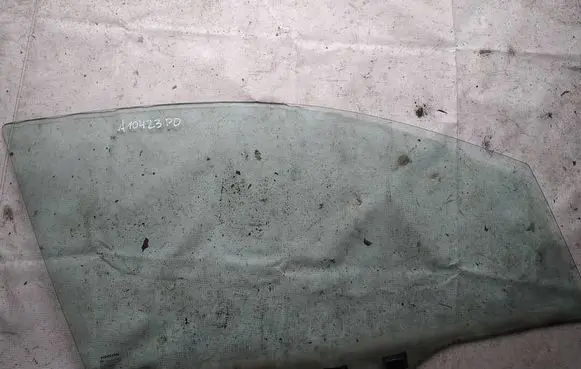 Honda Jazz Front door window glass four-door as2