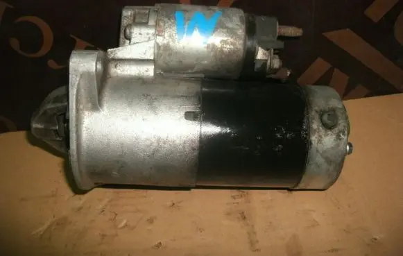 Opel Insignia A Starter motor 53256467337