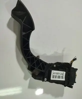 Ford Focus Accelerator throttle pedal 