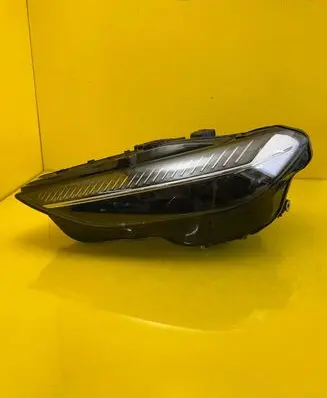 Audi A5 Headlight/headlamp 8B3941035AB