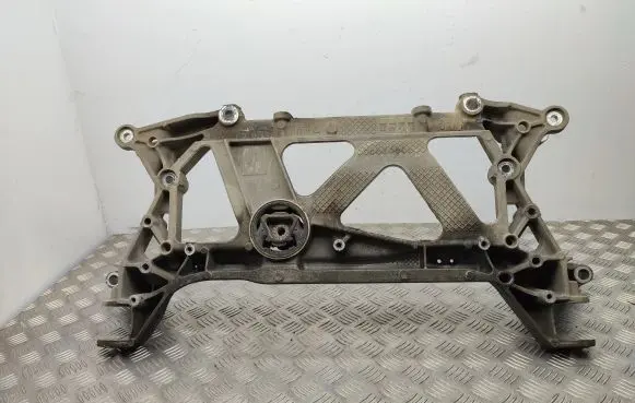 Volkswagen PASSAT B8 Front subframe 3Q0199369E