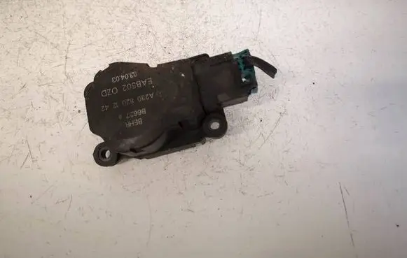 Mercedes-Benz E W211 Air flap motor/actuator A2308201242