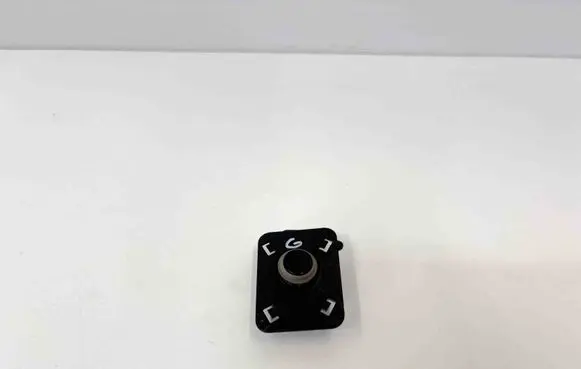 Mercedes-Benz SL R231 Parking PDC sensor A275000045 275000045