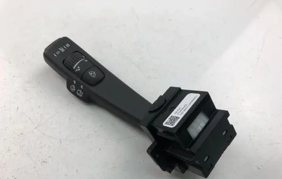 Volvo V40 Indicator stalk 31456042